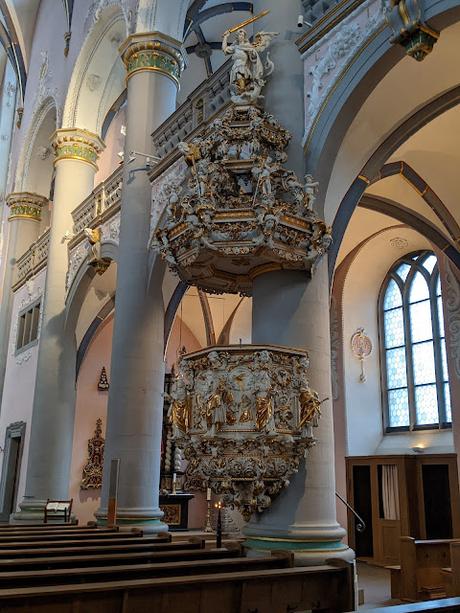 Un jour pluvieux à Paderborn en 50 photos / 50 Bilder — Regnerischer Tag in Paderborn