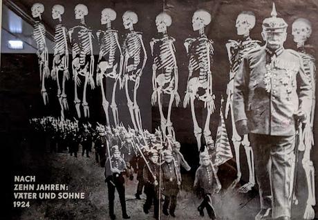 Exposition — Les photomontages de John Heartfield au Centre de documentation sur l'histoire du national-socialisme  de Munich