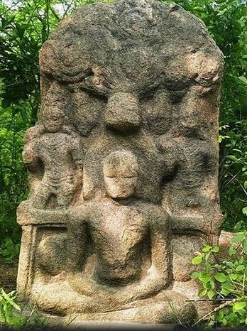 Une sculpture qui serait celle de Jain Tirthankara Mahavira a été trouvée à Eraiyur dans le district de Pudukottai.