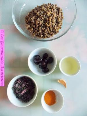 Tartinade aux lentilles vertes et à l'oliv'algues et ses crackers express (Vegan) Tartinade aux lentilles vertes et à l'oliv'algues et ses crackers express (Vegan)