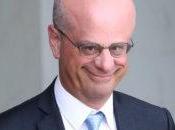 Protocoles sanitaires hystérie scolaire