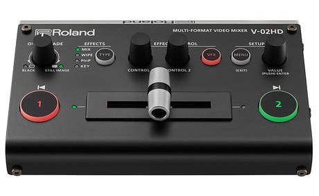 3 petits mélangeurs vidéo Roland abordables pour 2, 3 ou 4 canaux