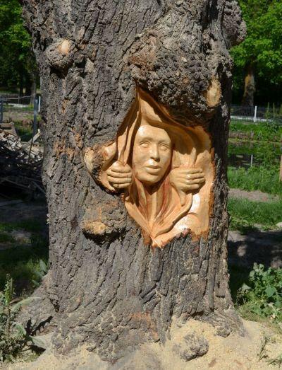 Sculptures bois de Gabi Rizea