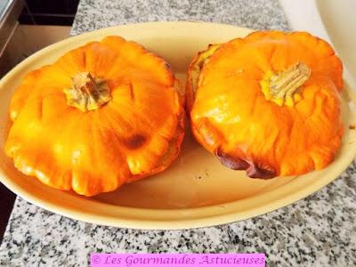 Pâtisson farci avec un reste de boulgour et de houmous (Vegan) Pâtisson farci avec un reste de boulgour et de houmous (Vegan)