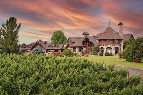 Des brasseurs, vignerons, distillateurs et chefs basés à Washington se réunissent pour la Journée internationale de la femme Des brasseurs, vignerons, distillateurs et chefs basés à Washington se réunissent pour la Journée internationale de la femme