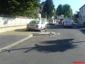 Accident rue Irène Joliot Curie.