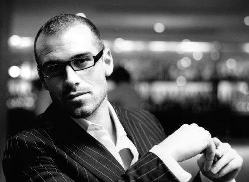 Tom Davies : lunettes sur mesure