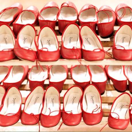 REPETTO, UNE HISTOIRE FRANÇAISE REPETTO, UNE HISTOIRE FRANÇAISE