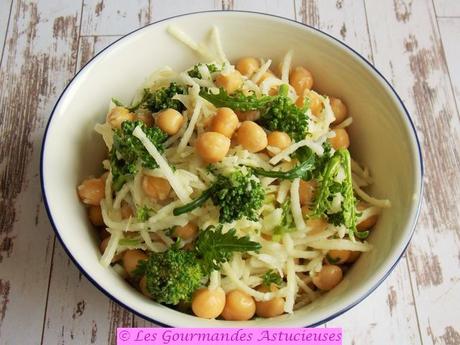 Salade d'hiver pois chiches-radis-fleurs de chou (Vegan)