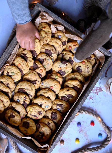 Cookies moelleux très faciles à faire au chocolat et aux smarties !