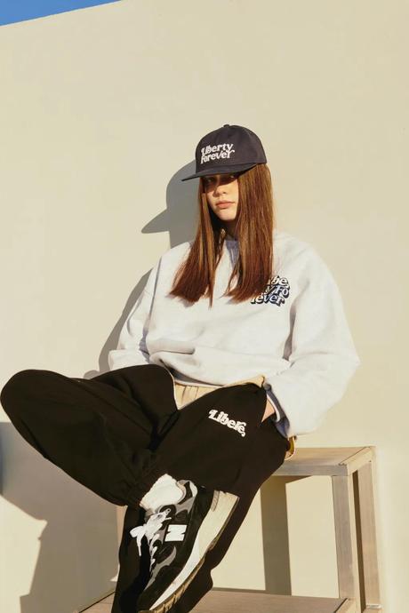 La marque japonaise LIBERE partage sa collection SS22 La marque japonaise LIBERE partage sa collection SS22