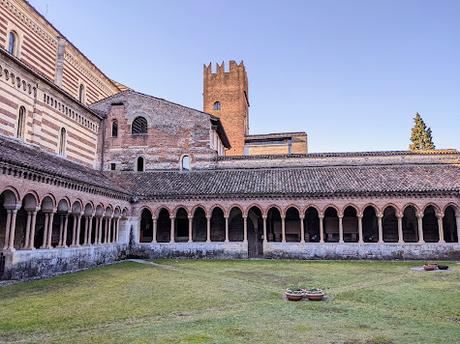 Verona — San Zeno — Fotoreportage / reportage photos — 38 Bilder / 38  photos