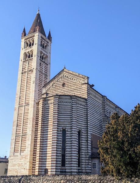 Verona — San Zeno — Fotoreportage / reportage photos — 38 Bilder / 38  photos