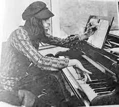 Naissance de Ziggy et de ses Araignées de Mars