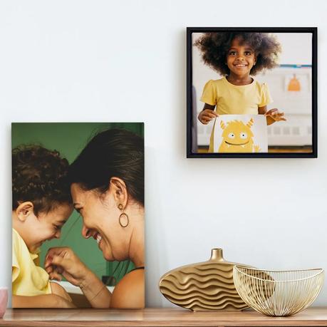 La photo sur toile personnalisée avec toute la famille