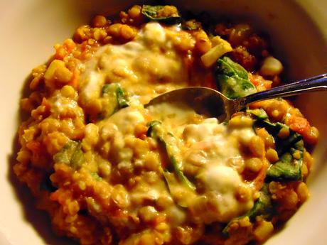 Dahl ou chili aux lentilles et boulgour Dahl ou chili aux lentilles et boulgour