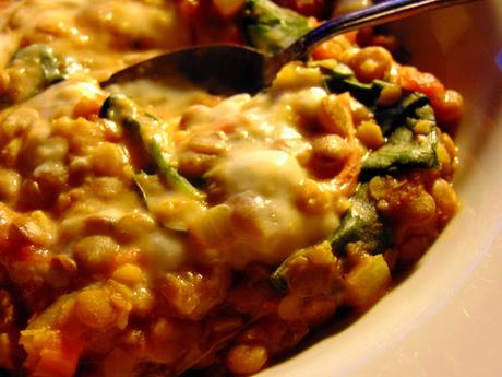 Dahl ou chili aux lentilles et boulgour Dahl ou chili aux lentilles et boulgour