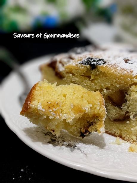 Gâteau aux dattes et aux cerises  (recette  très simple).