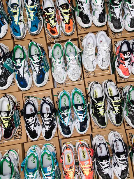 ASICS confie 30 GEL-1090 à Helen Kirkum