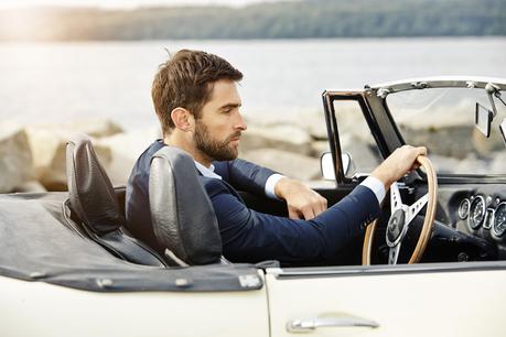 Acheter une voiture de collection sur internet