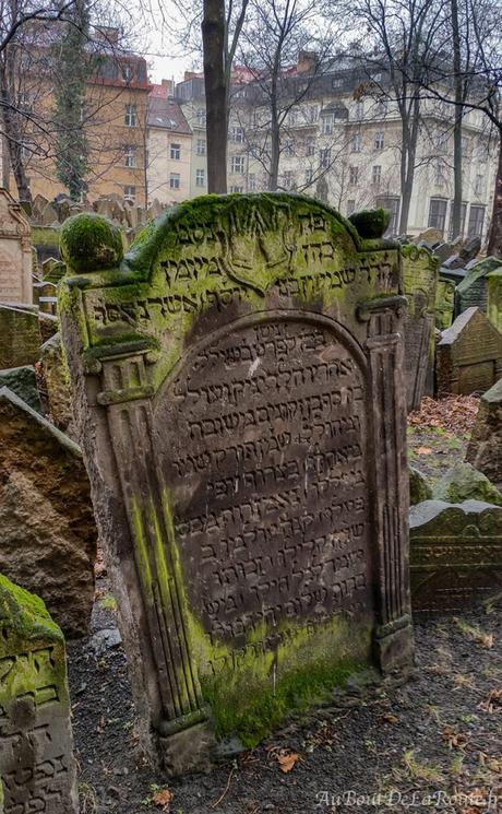 Tombe du cimetière Juif