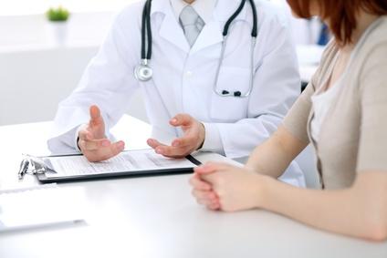 Revenu des médecins libéraux : une hausse de 1,9 % par an en euros constants entre 2014 et 2017