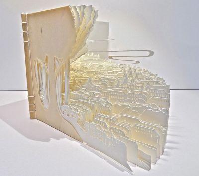 Sculptures en papier par Ayumi Shibata