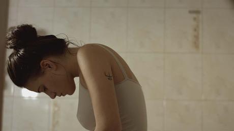 [CRITIQUE] : Woman Do Cry