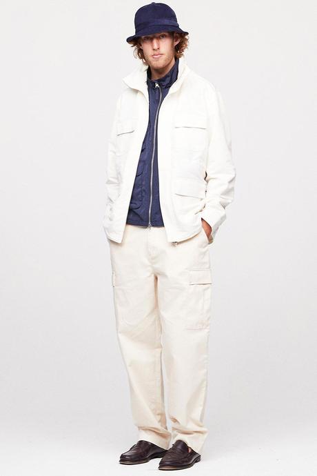 Pop Trading Company revient aux basiques avec sa collection SS22 Pop Trading Company revient aux basiques avec sa collection SS22