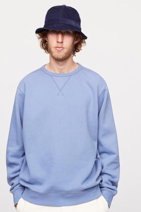 Pop Trading Company revient aux basiques avec sa collection SS22 Pop Trading Company revient aux basiques avec sa collection SS22