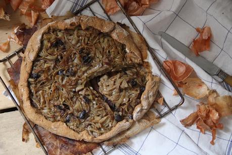 Tarte aux oignons et olives façon pissaladière