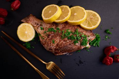 3 recettes qui vont ENFIN vous faire aimer le poisson… 3 recettes qui vont ENFIN vous faire aimer le poisson…