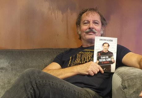 Livre Eloge du vieux con moderne - Christophe Alévêque