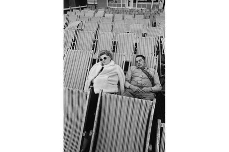 MAGNUM SQUARE PRINT SALE 2022 – PRECEDENTS MAGNUM SQUARE PRINT SALE 2022 – PRECEDENTS