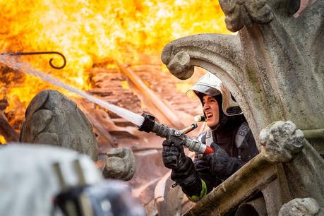 [CRITIQUE] : Notre-Dame Brûle