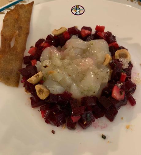 Tartare de St Jacques gastronomique au combawa, vanille et salade de betterave