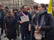 Paris solidarité avec peuple ukrainien