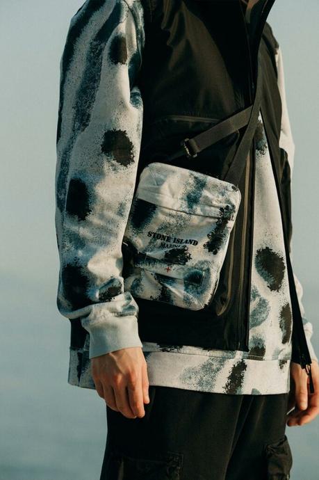 Stone Island sort sa collection SS22 Marina Stone Island sort sa collection SS22 Marina