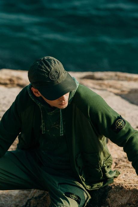 Stone Island sort sa collection SS22 Marina Stone Island sort sa collection SS22 Marina