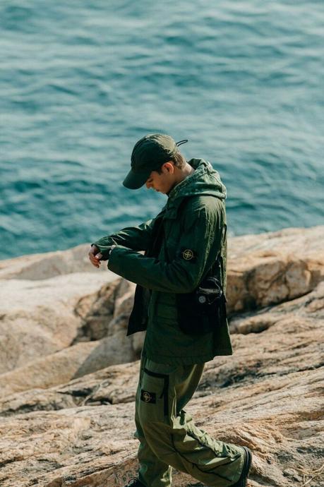 Stone Island sort sa collection SS22 Marina Stone Island sort sa collection SS22 Marina