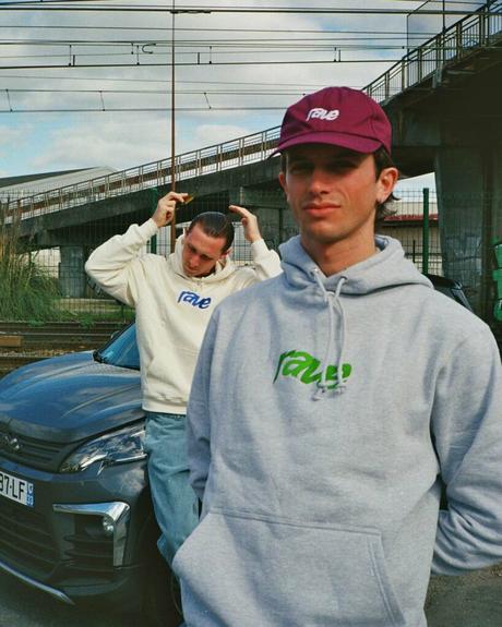 Rave Skateboard s’inspire des comics pour sa collection SS22