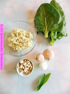 Nems de blettes au risotto et crème de champignons (sans crème) (Vegan) Nems de blettes au risotto et crème de champignons (sans crème) (Vegan)