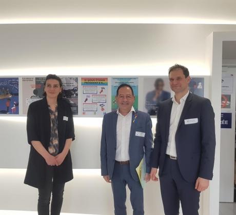 Heureux d'ouvrir cette 9eme cérémonie remise prix 