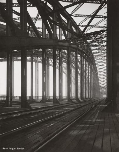 August Sander, Hohenzollernbrücke, Cologne, 1927.