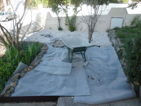 jardin,aménagement,jardinage,plantes,arbustes,parterre,gravier