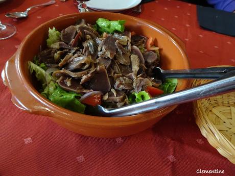 Elevage de canards à Mézerville et Restaurant Le France à Castelnaudary pour le fameux cassoulet Elevage de canards à Mézerville et Restaurant Le France à Castelnaudary pour le fameux cassoulet