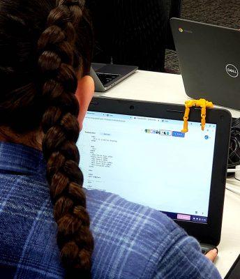 Coder avec My Girls fait tomber les cyber-barrières