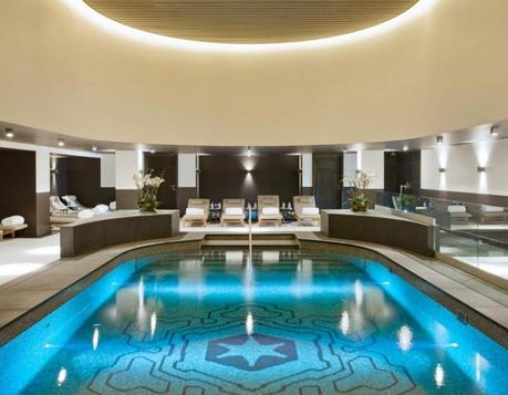 Station par station les plus beaux hôtels à la montagne