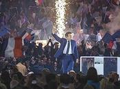 Élysée 2022 (41) Emmanuel Macron descend dans l’arène