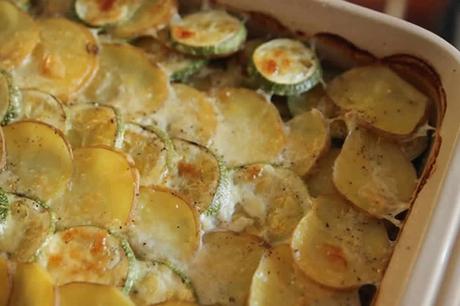 Gratin de pommes de terre et de courgettes au Thermomix, rapide, facile et savoureux !